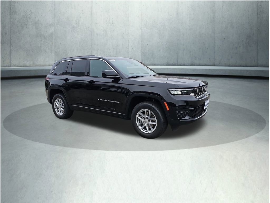 New 2025 Jeep Grand Cherokee Laredo X w/ Trailer Tow Package image 8