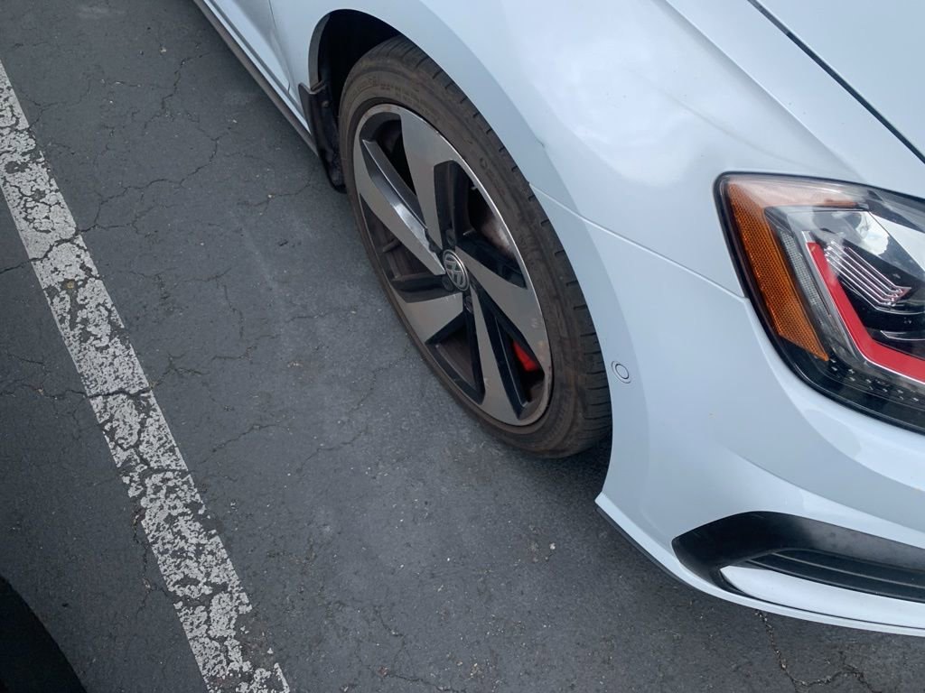 Used 2018 Volkswagen GTI Autobahn FWD image 6