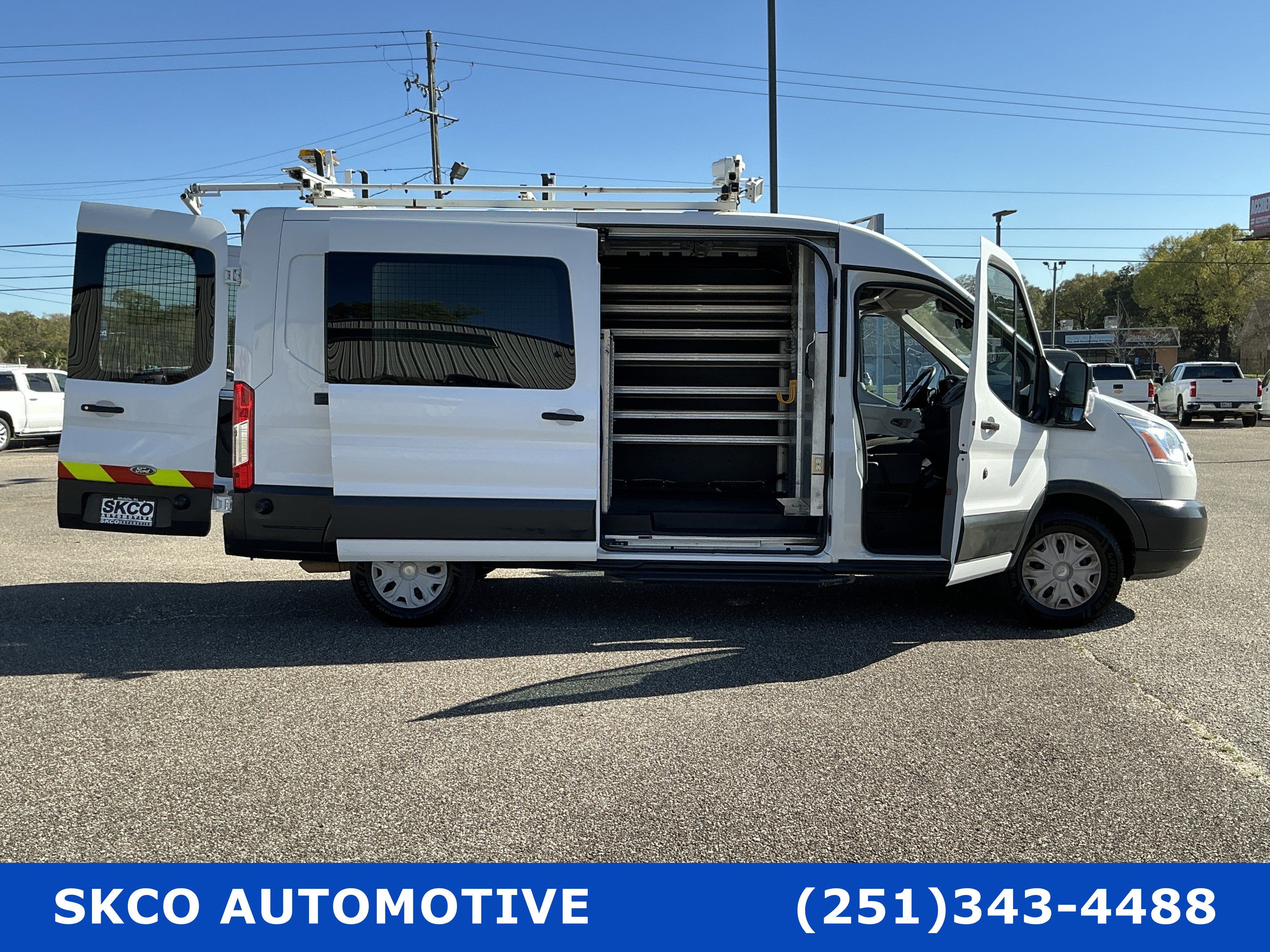 Used 2018 Ford Transit 250 148 Medium Roof w/ Exterior Upgrade Package image 31