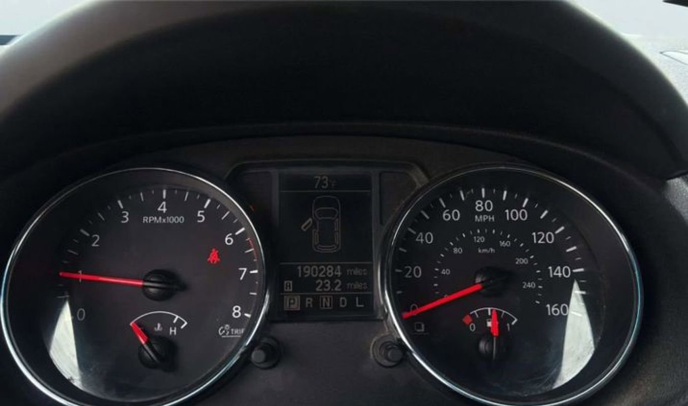 Used 2011 Nissan Rogue SV image 10