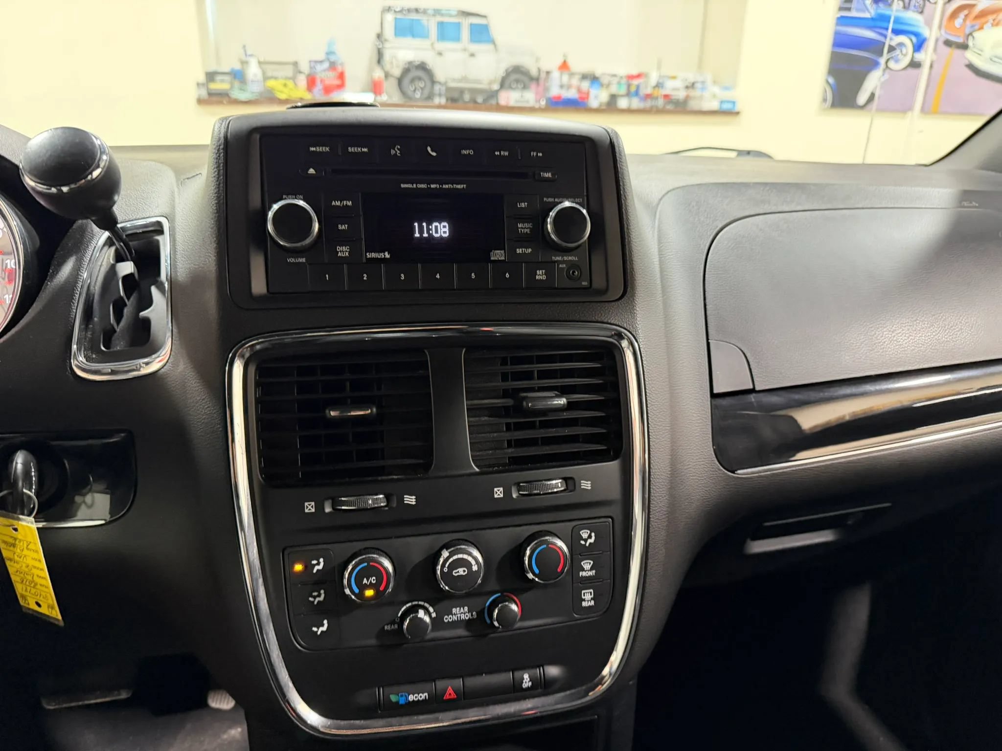 Used 2016 Dodge Grand Caravan SE FWD image 42