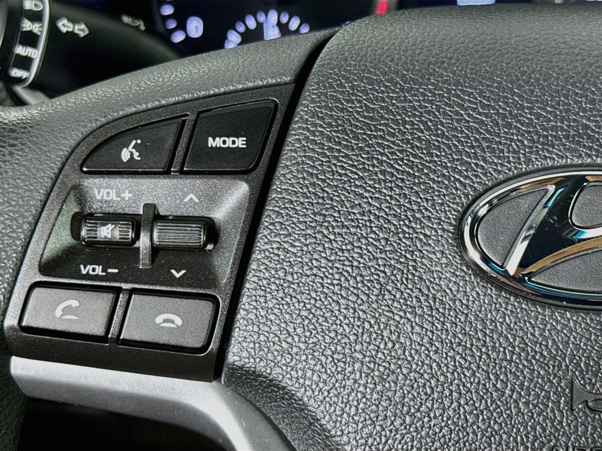 Used 2020 Hyundai Tucson SE w/ Cargo Package FWD image 11
