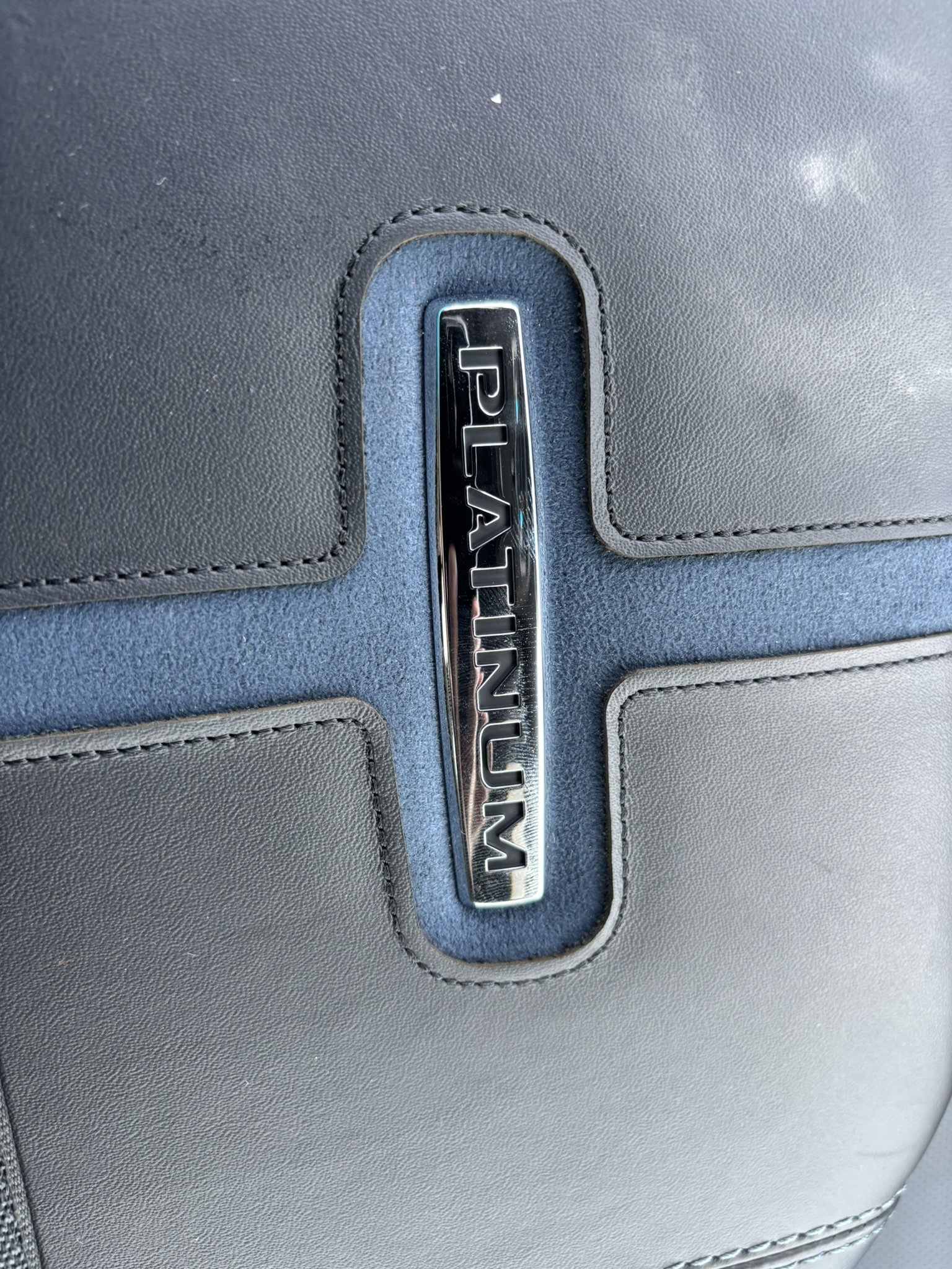 New 2025 Ford F250 4x4 Crew Cab Super Duty image 30