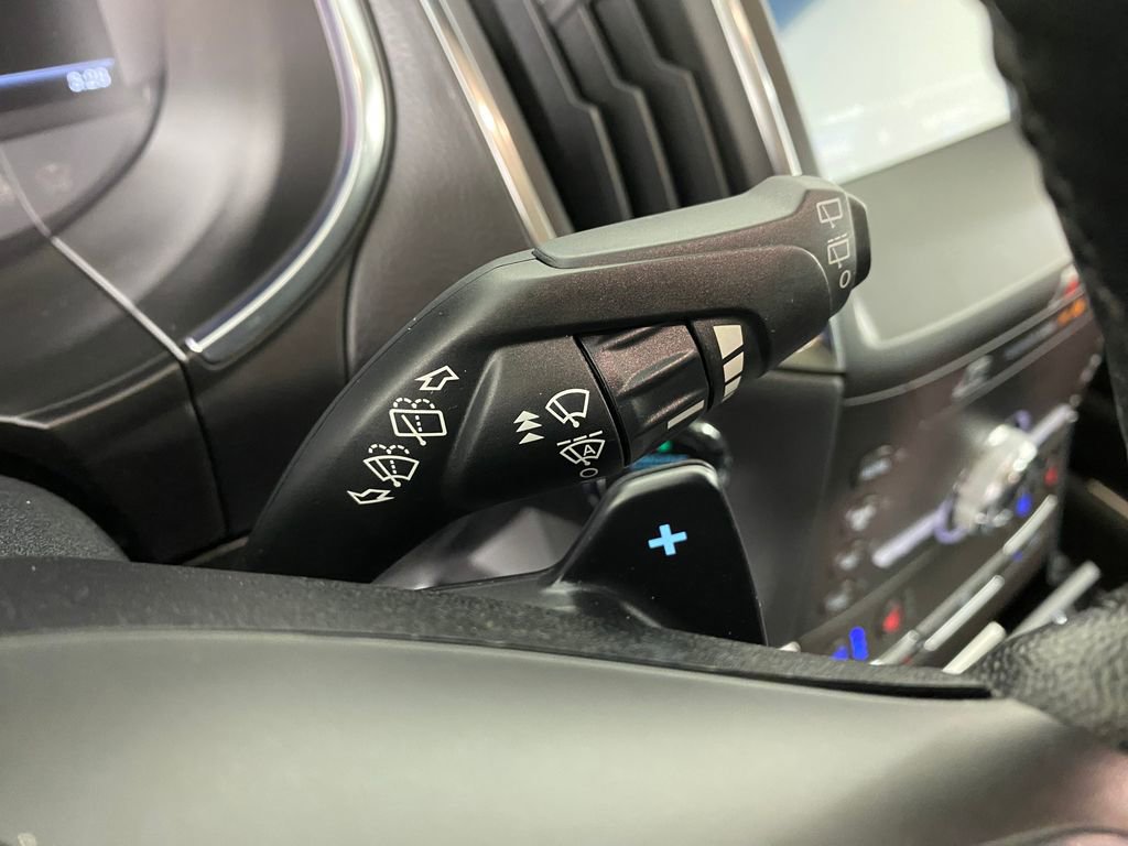 Used 2020 Ford Edge Titanium w/ Equipment Group 301A image 15
