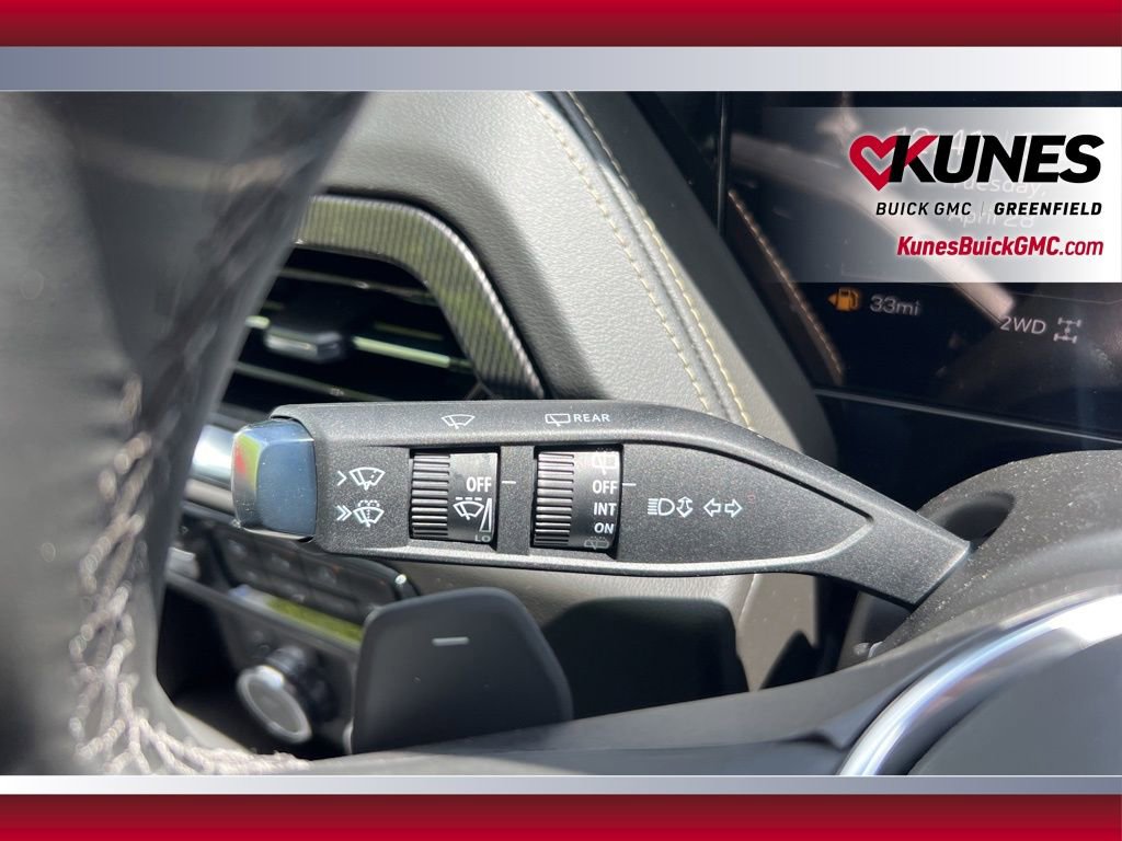 New 2026 GMC Yukon Elevation AWD/4WD image 17