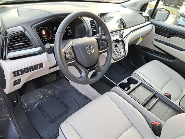 Certified 2025 Honda Odyssey Touring image 16