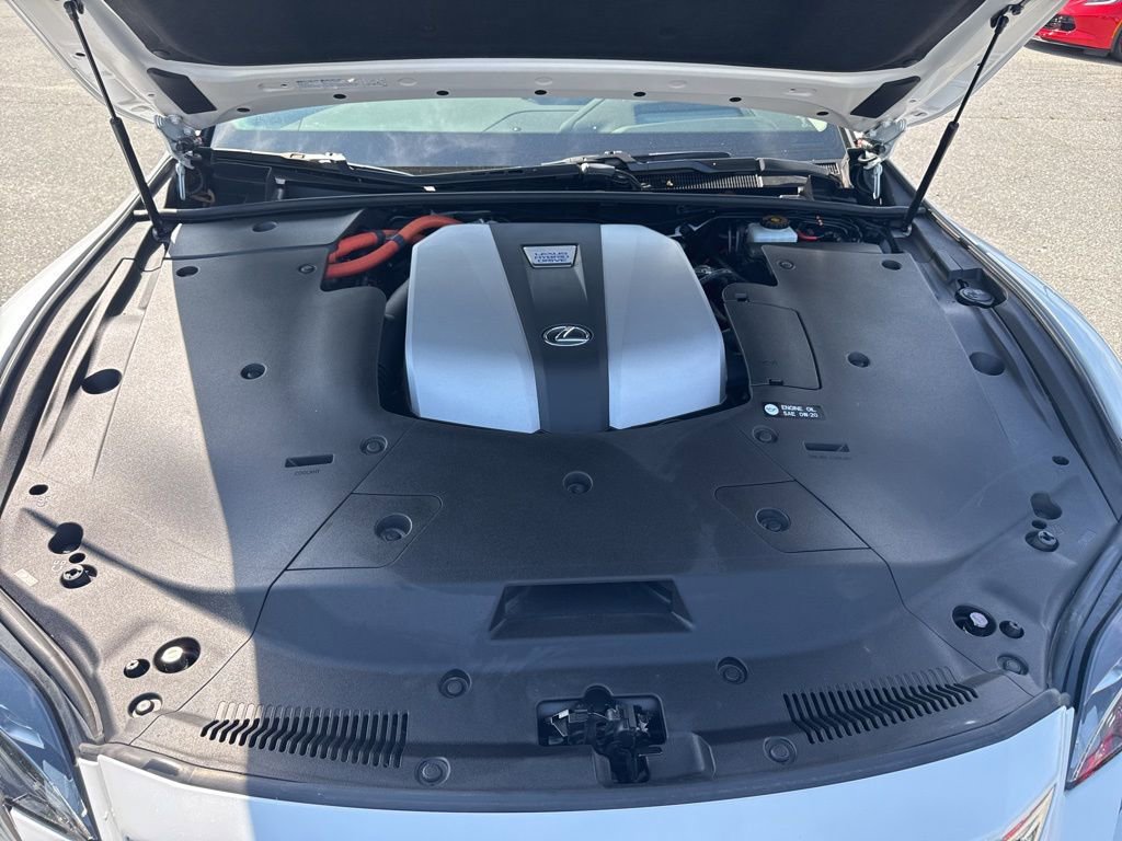 Used 2018 Lexus LS 500h w/ Luxury Package RWD image 35