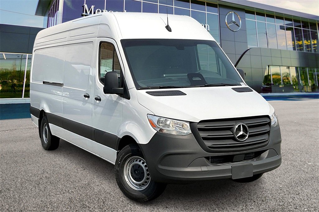 New 2025 Mercedes-Benz Sprinter 2500