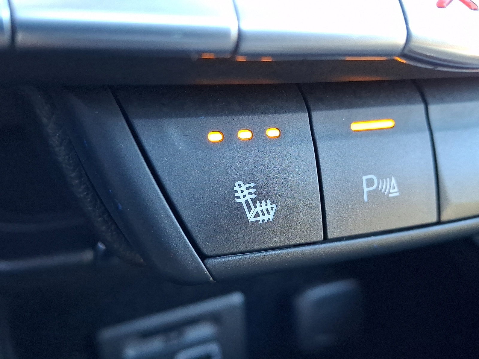 Used 2023 Cadillac XT4 Sport w/ Cold Weather Package image 25