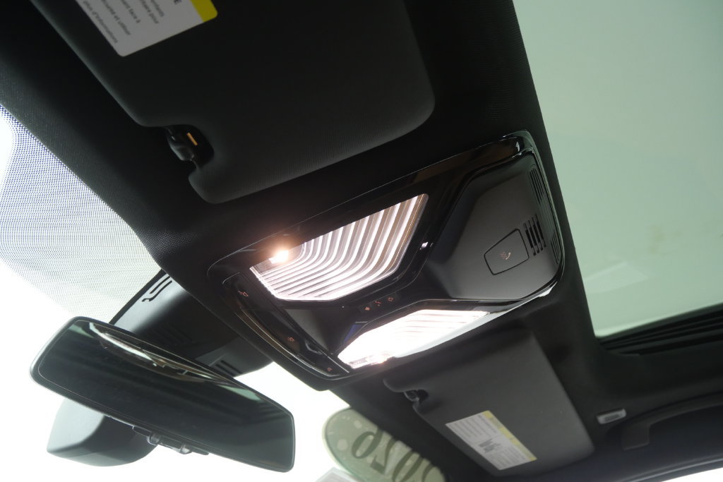 Used 2026 BMW M340i RWD image 23