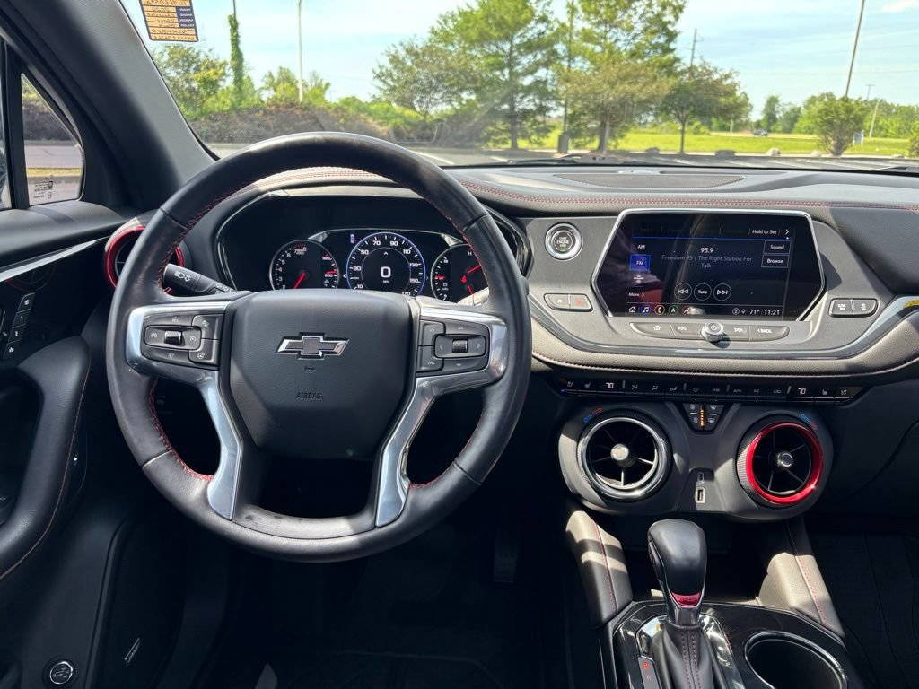 Used 2022 Chevrolet Blazer RS w/ Enhanced Convenience Package FWD image 26