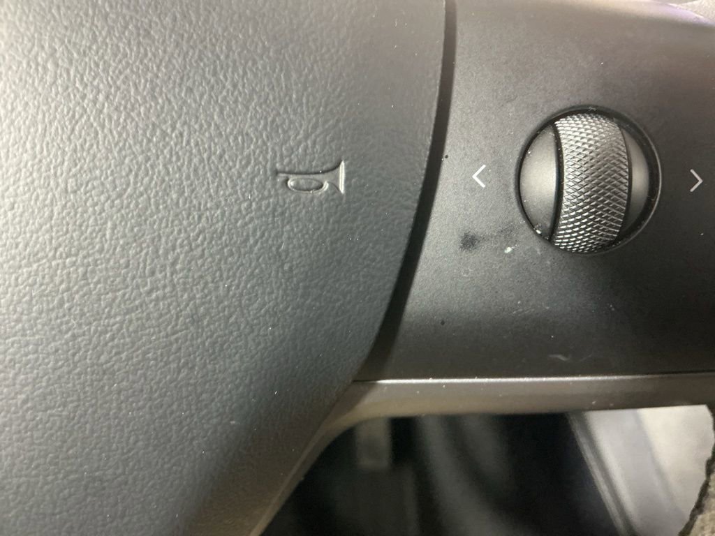 Used 2021 Tesla Model Y Long Range image 14