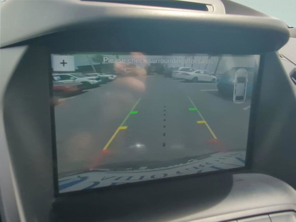 Used 2018 Ford Escape SEL w/ Ford Safe & Smart Package image 17