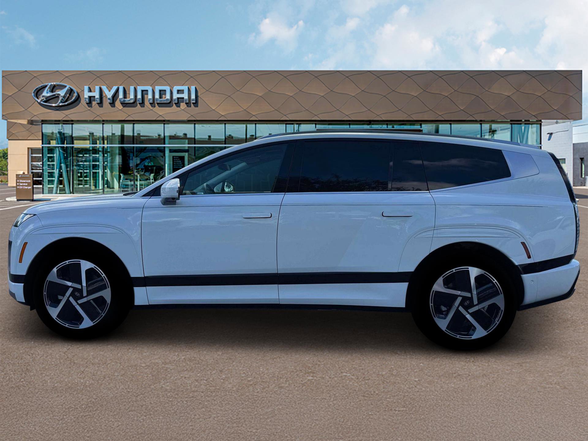 New 2026 Hyundai Ioniq 9 Calligraphy image 3