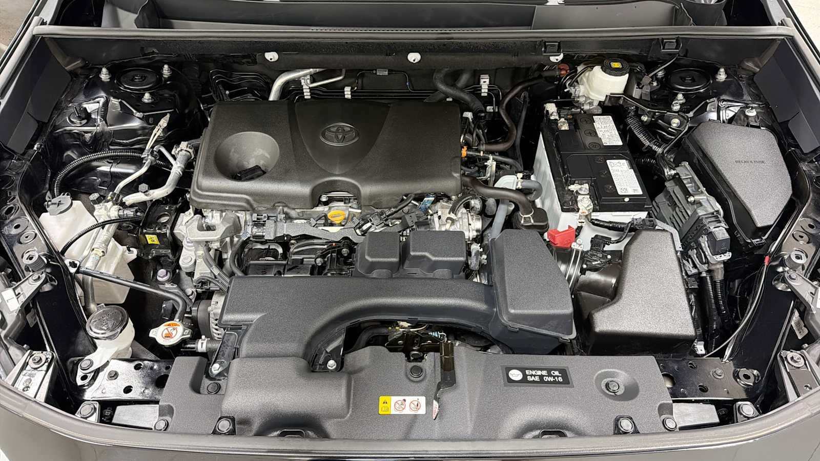 Certified 2024 Toyota RAV4 LE AWD/4WD image 30