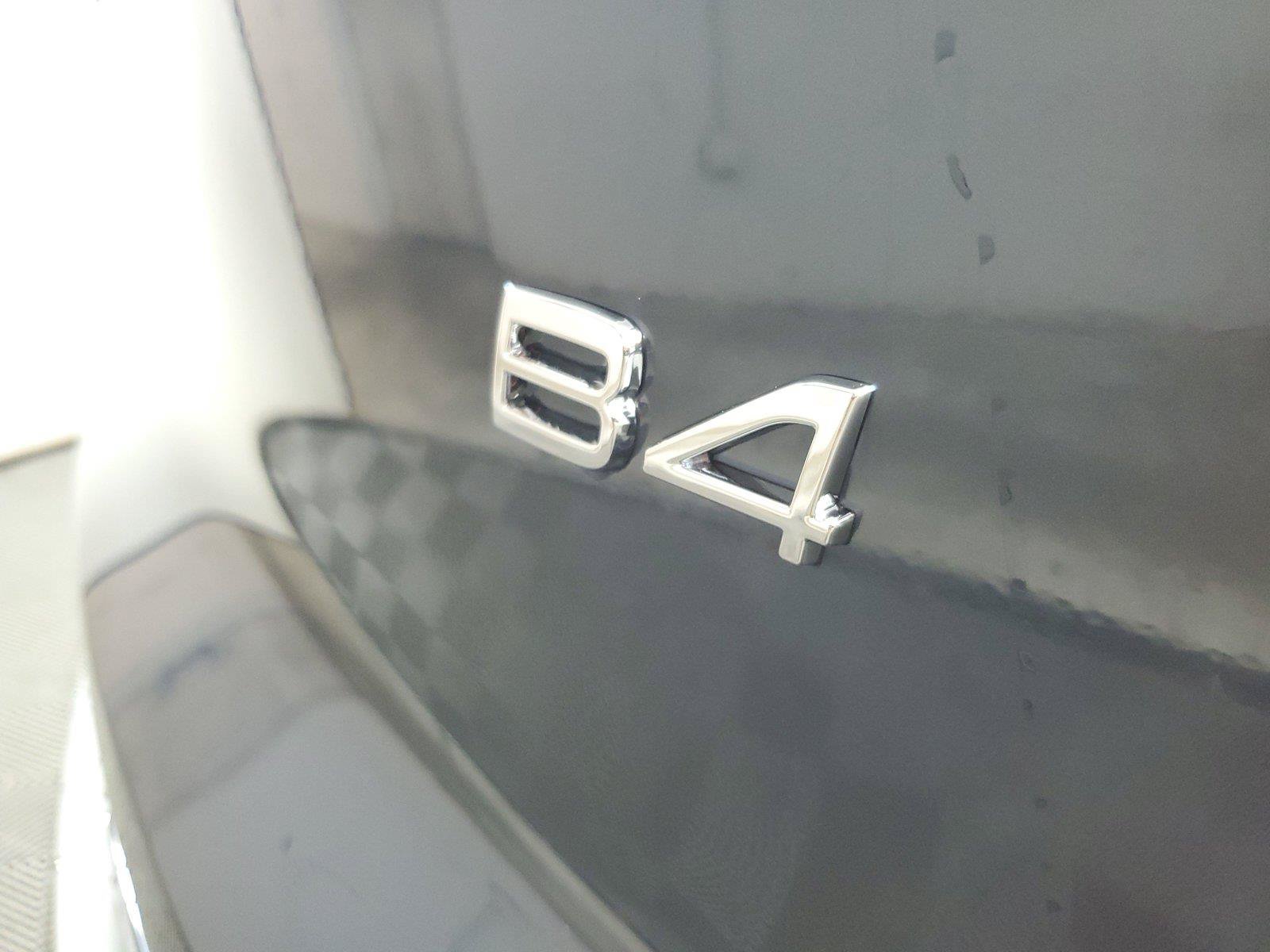 New 2026 Volvo XC40 B4 Core w/ Protection Package Premier FWD image 7