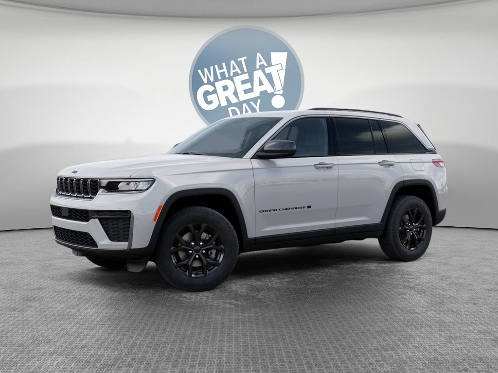 New 2026 Jeep Grand Cherokee Altitude AWD/4WD image 3