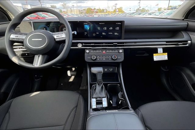 Used 2025 Hyundai Tucson SE image 5