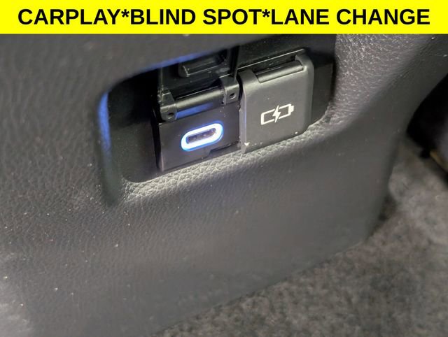 Used 2022 Toyota RAV4 XLE FWD image 23