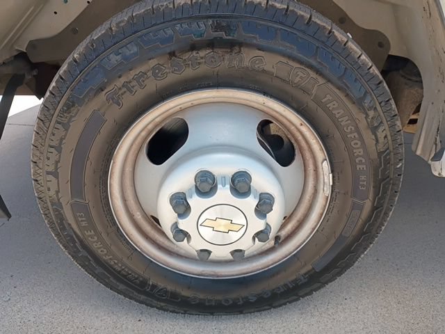 Used 2020 Chevrolet Express 3500 w/ Power Convenience Package RWD image 21