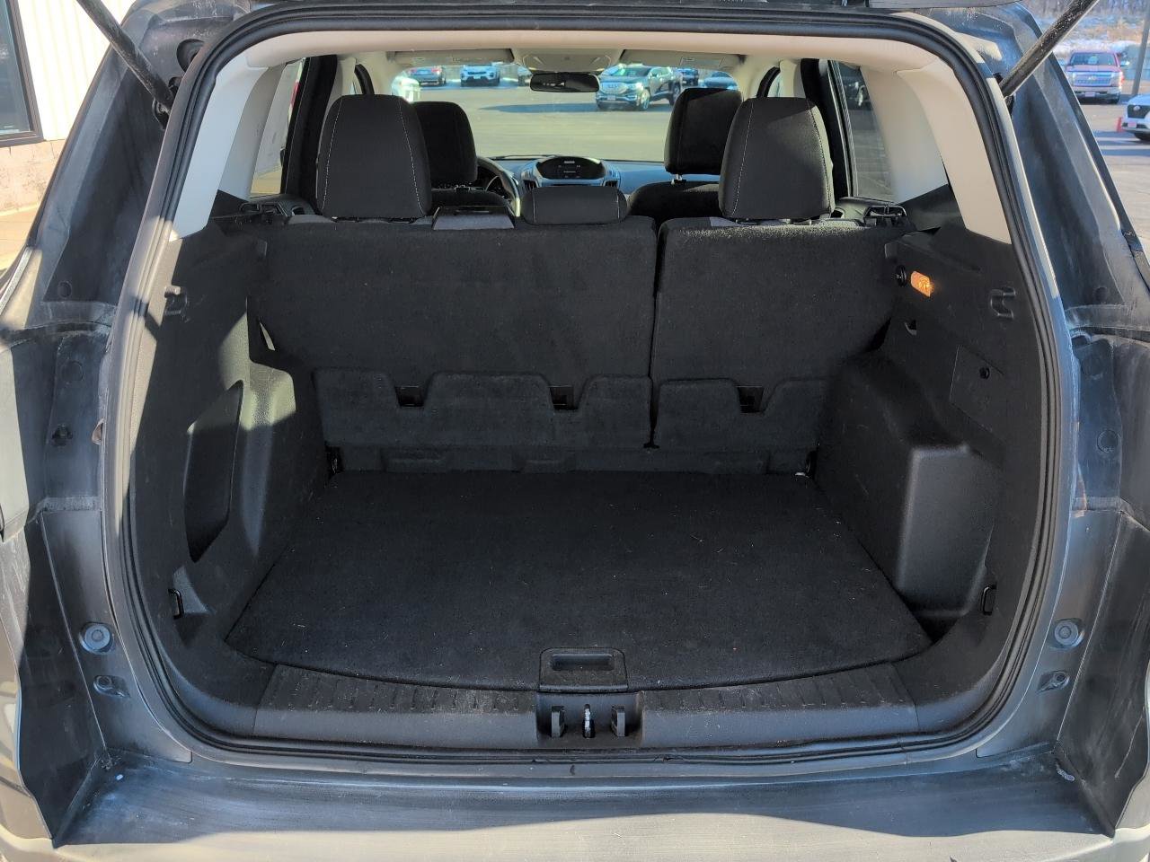 Used 2017 Ford Escape SE AWD/4WD image 13