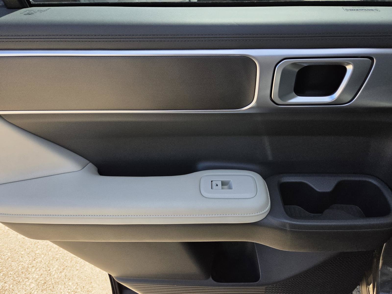 Certified 2024 Hyundai Santa Fe SEL FWD image 11