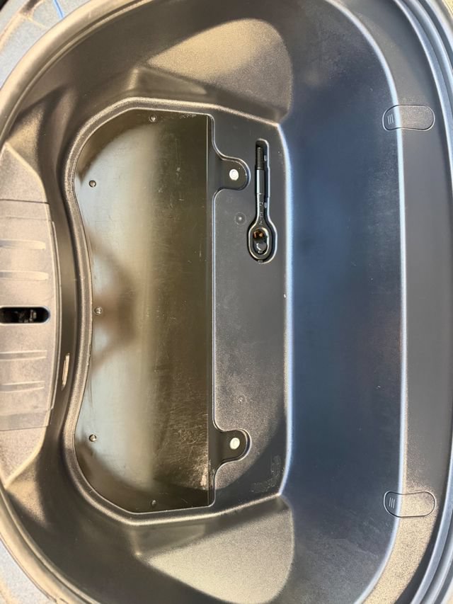 Used 2018 Tesla Model 3 Long Range AWD/4WD image 36