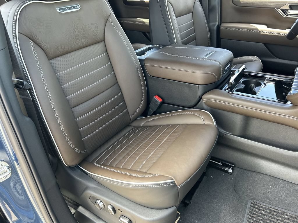 New 2026 GMC Yukon Denali Ultimate AWD/4WD image 29
