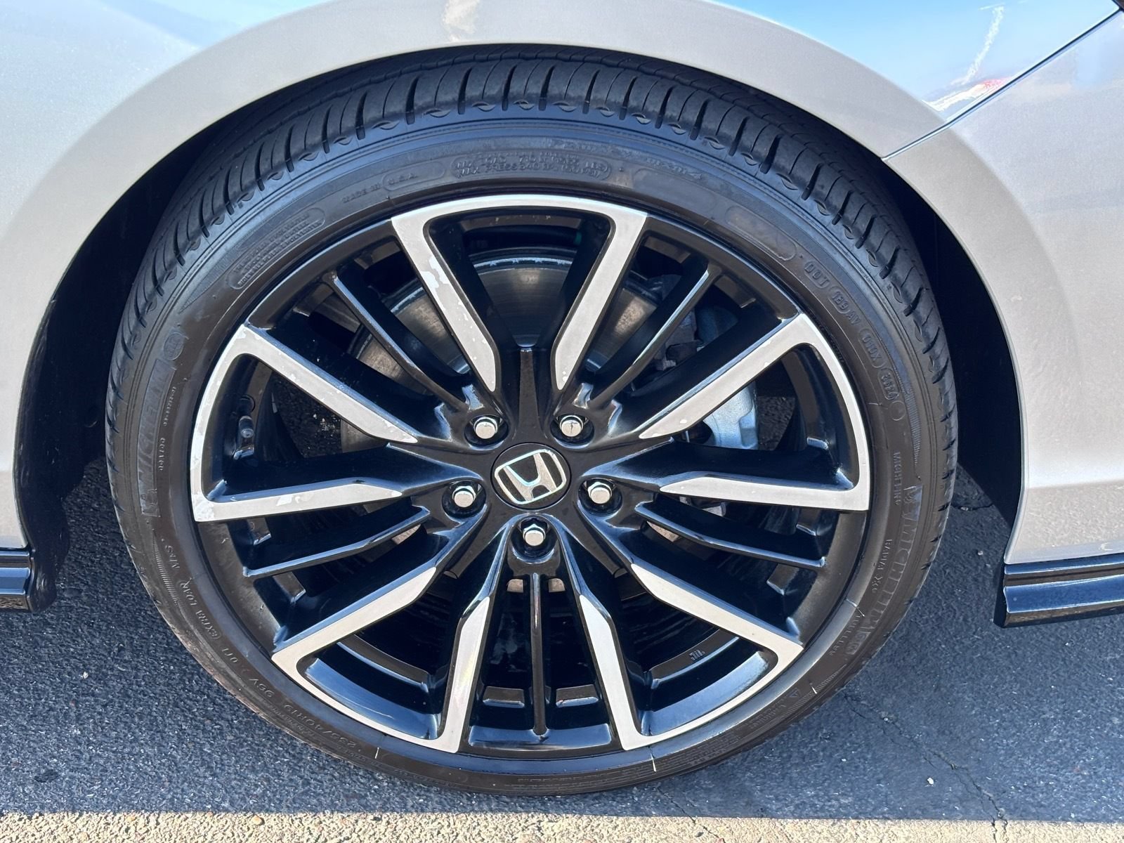 Used 2025 Honda Accord Touring image 11