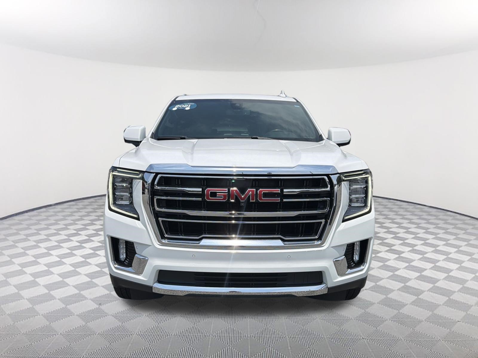 Certified 2021 GMC Yukon XL SLT w/ SLT Luxury Plus Package AWD/4WD image 9