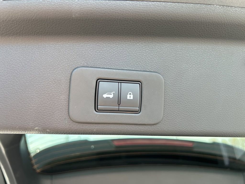 Used 2025 Nissan Murano SL AWD/4WD image 36