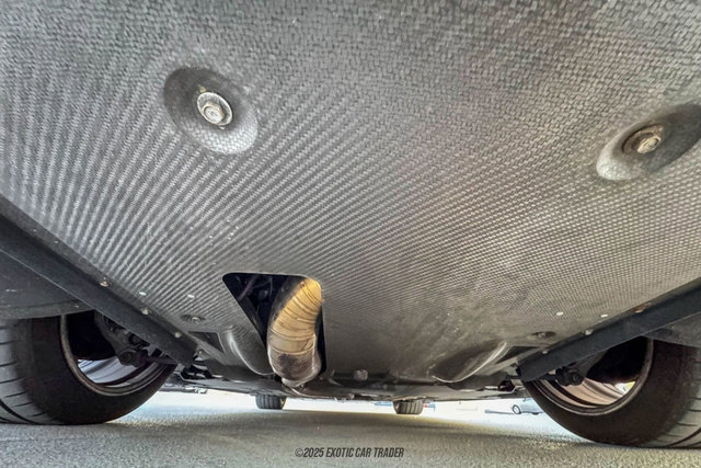 Used 2014 Nissan GT-R Premium w/ Premium Interior Package image 95