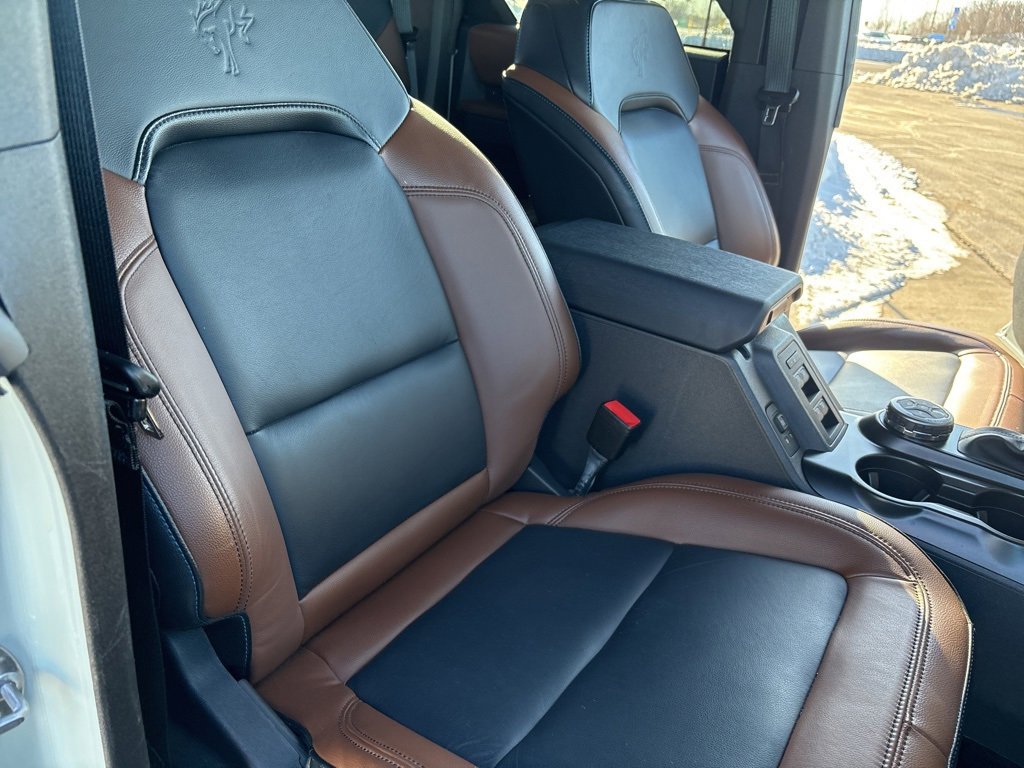 Used 2023 Ford Bronco Outer Banks w/ Sasquatch Package image 36