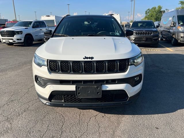 Used 2023 Jeep Compass Latitude w/ Sun and Sound Group AWD/4WD image 6