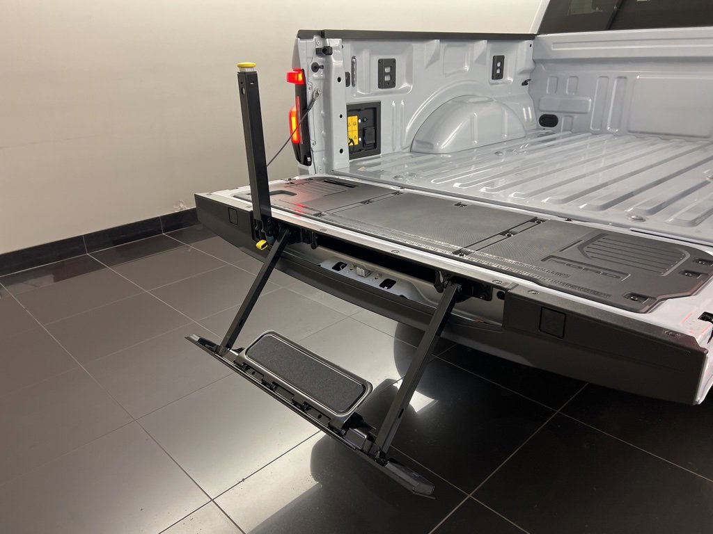 New 2025 Ford F150 Lightning Flash image 34