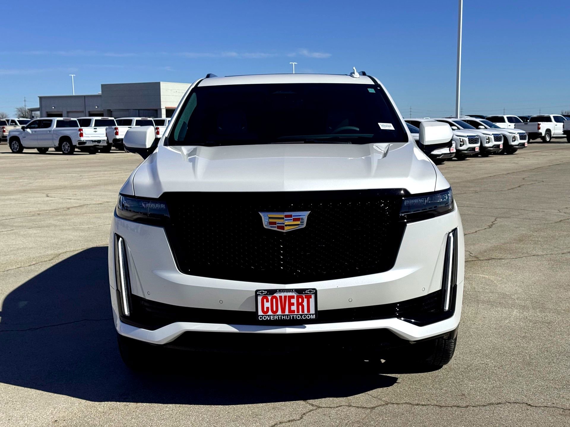 Used 2023 Cadillac Escalade Sport Platinum w/ Heavy-Duty Trailer Package image 3