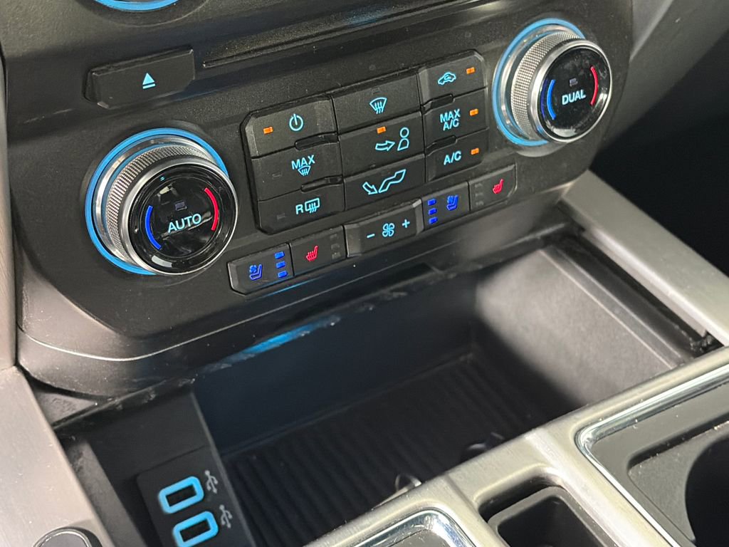 Used 2018 Ford F150 Platinum w/ Equipment Group 701A Luxury AWD/4WD image 21