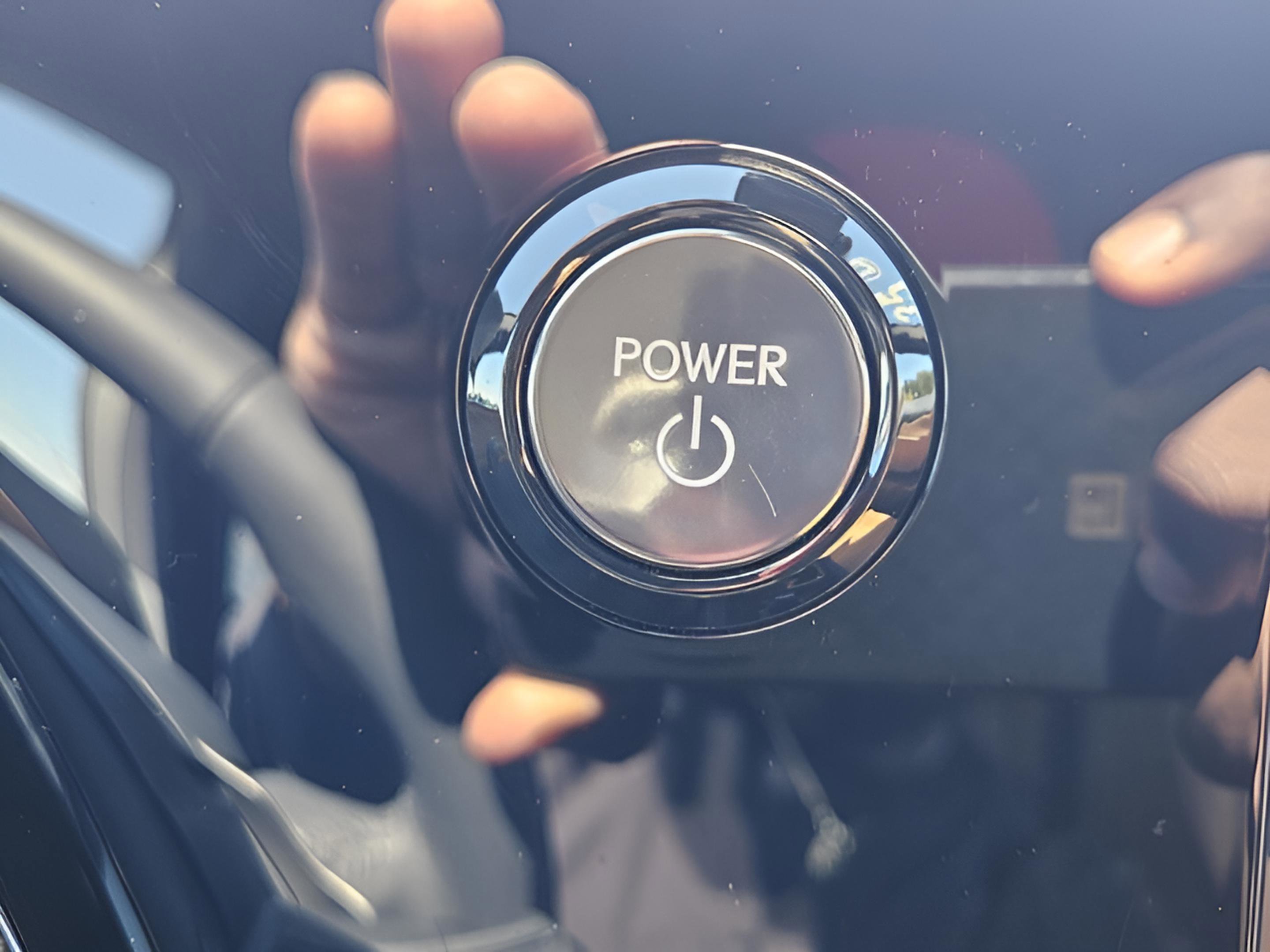 Used 2025 Lexus RX 350h w/ Accessory Package (P3) AWD/4WD image 34