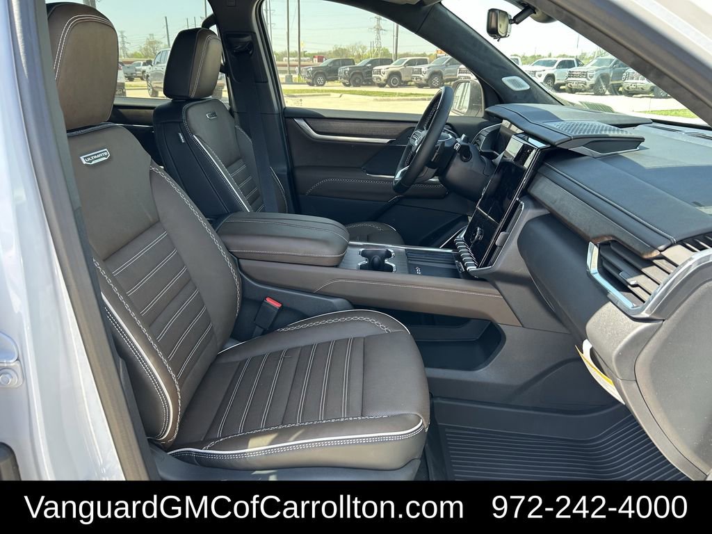 New 2026 GMC Acadia Denali Ultimate w/ LPO, Floor Liner Package image 24