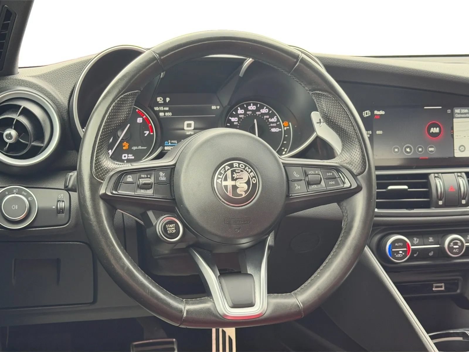 Used 2023 Alfa Romeo Giulia Sprint RWD image 15