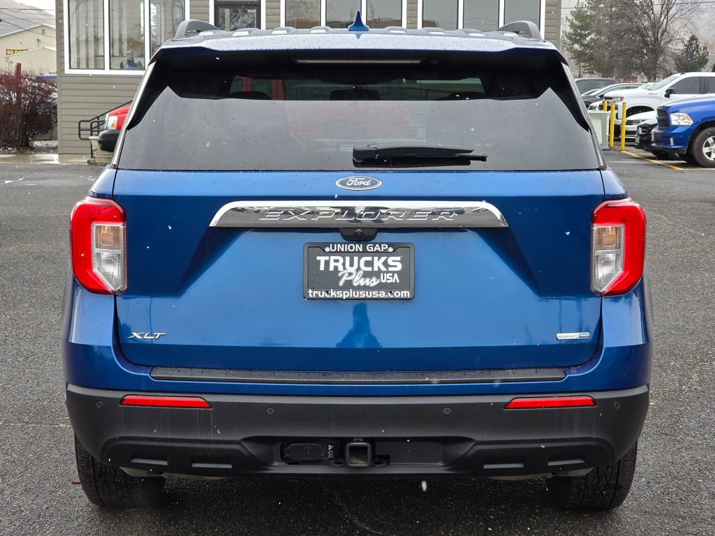 Used 2020 Ford Explorer XLT w/ Comfort Package image 4