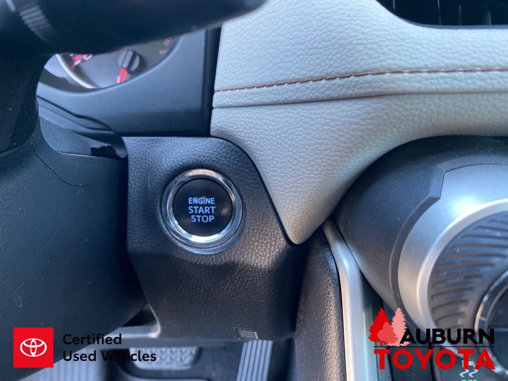 Certified 2021 Toyota RAV4 XLE w/ Convenience Package AWD/4WD image 22