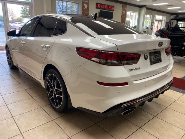 Used 2020 Kia Optima SE image 3