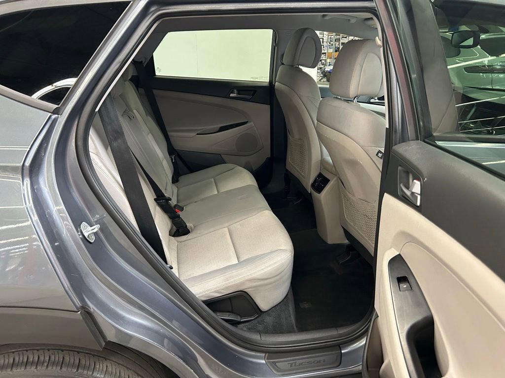 Used 2017 Hyundai Tucson Sport FWD image 10