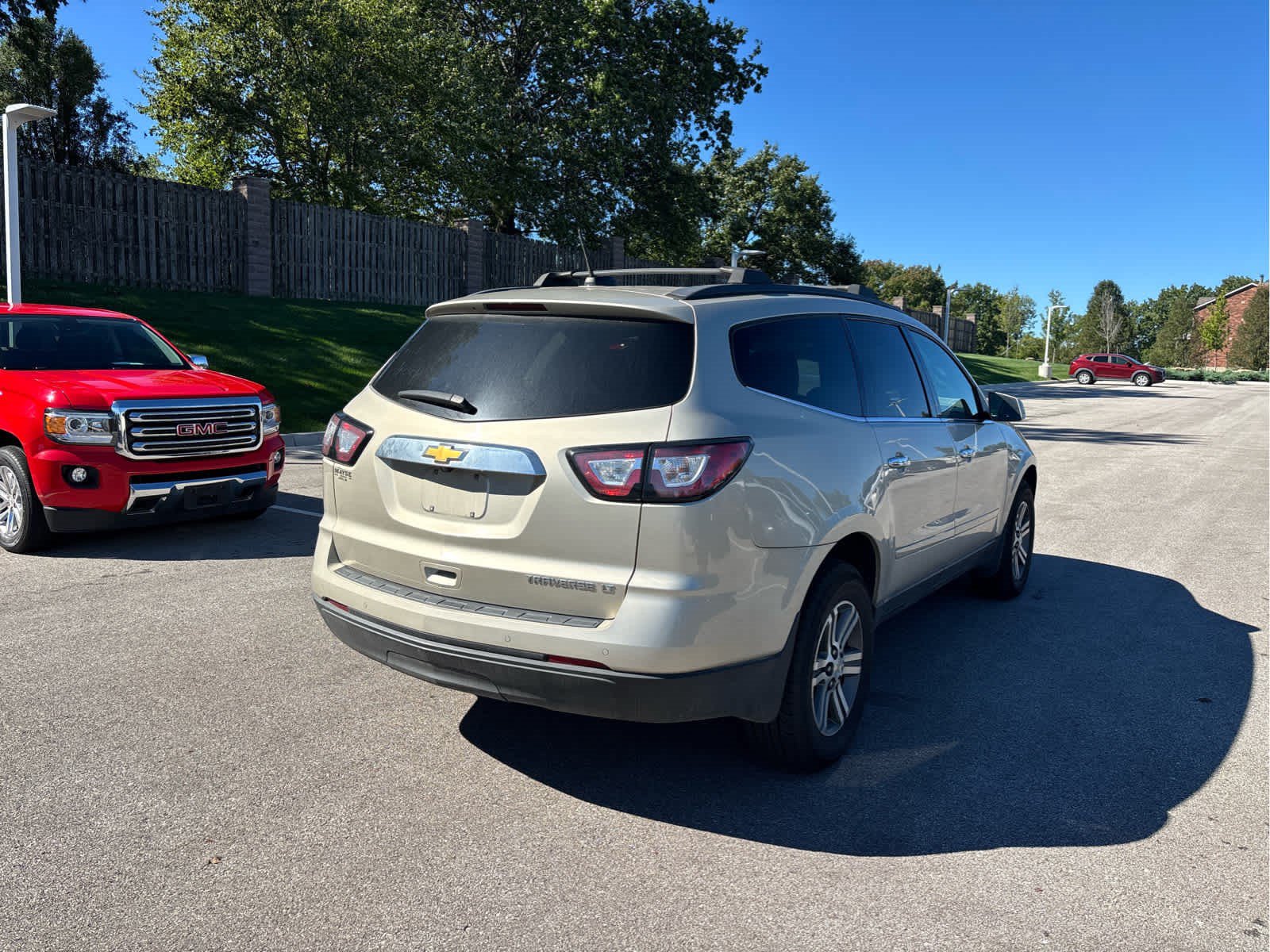 Used 2016 Chevrolet Traverse LT FWD image 4