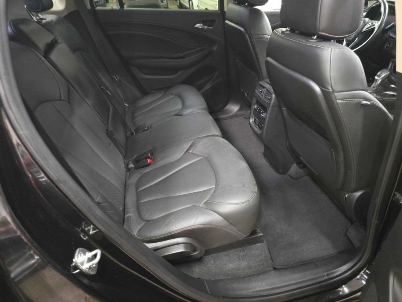 Used 2016 Buick Envision Premium AWD/4WD image 7