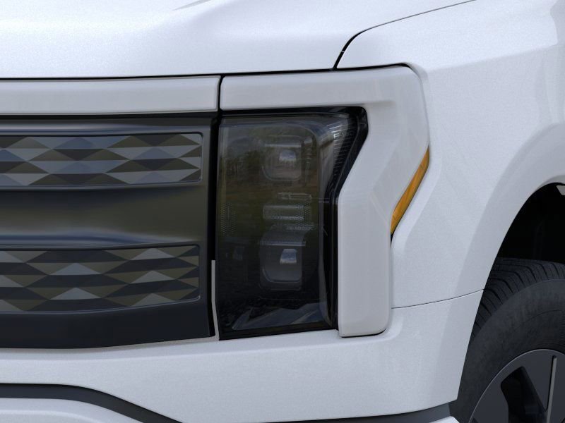 New 2025 Ford F150 Lightning Lariat image 18
