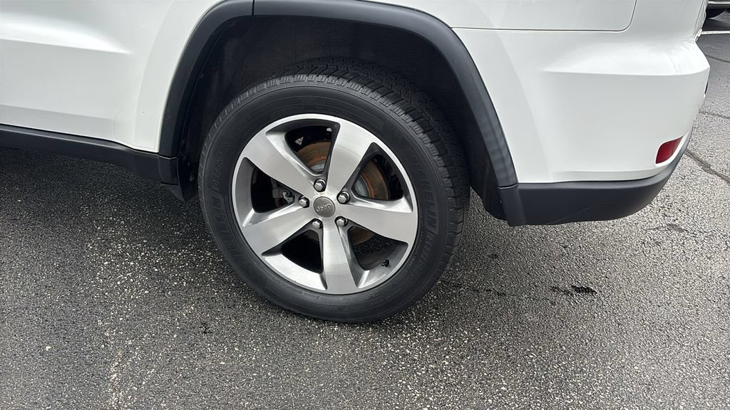 Used 2016 Jeep Grand Cherokee Limited AWD/4WD image 9