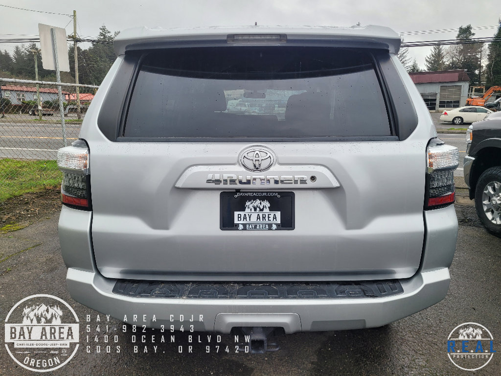 Used 2018 Toyota 4Runner 4WD image 6