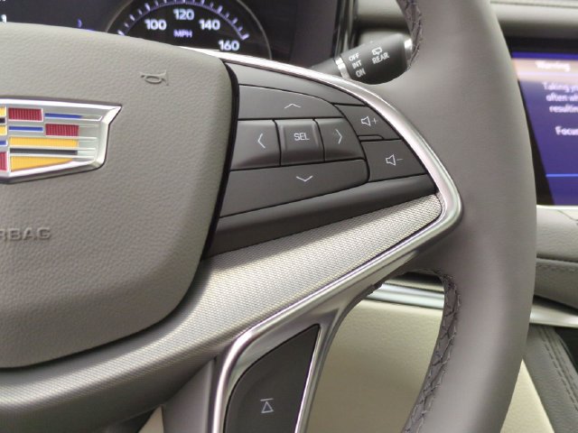 New 2026 Cadillac XT5 Premium Luxury w/ LPO, Floor Liner Package AWD/4WD image 12
